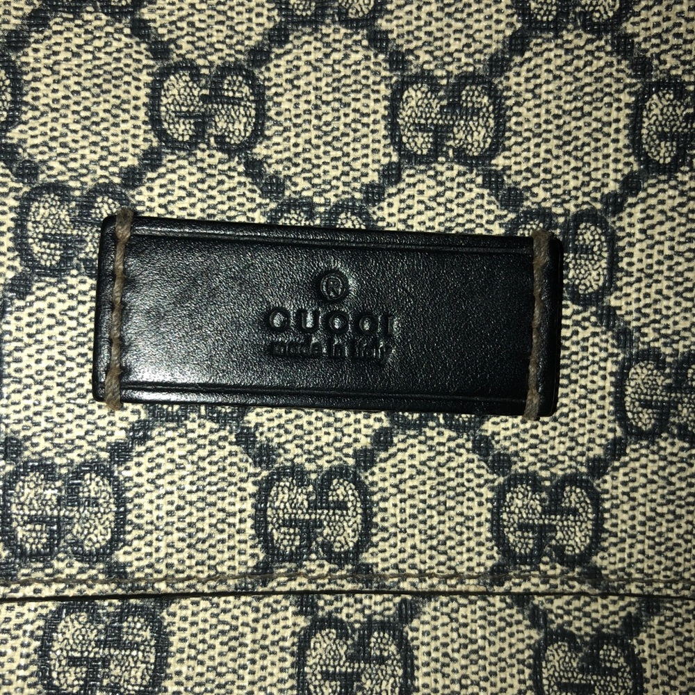 Gucci bag - Picture 2 of 3